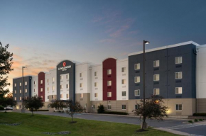 Гостиница Candlewood Suites Watertown Fort Drum, an IHG Hotel  Эванс Милс